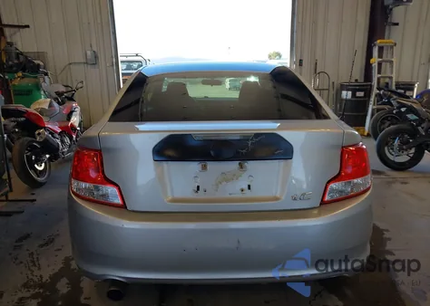 2011 Scion Tc from USA, damaged, VIN JTKJF5C72B3015957